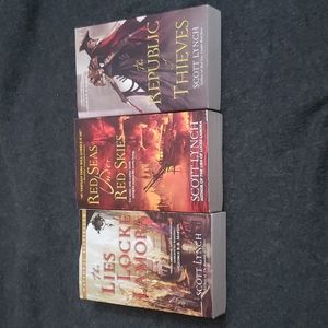Complete set of Scott Lynch's Lies of Locke Lamora series (Paperback)